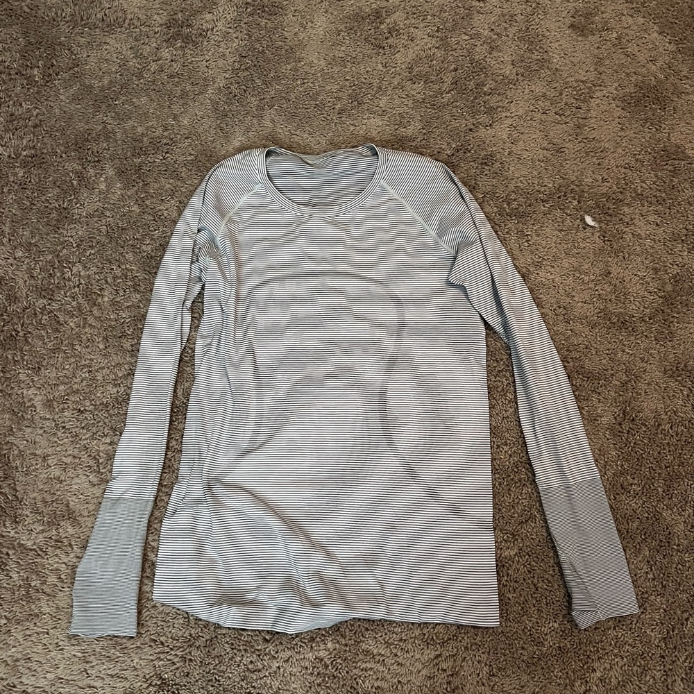 lululemon longsleeve